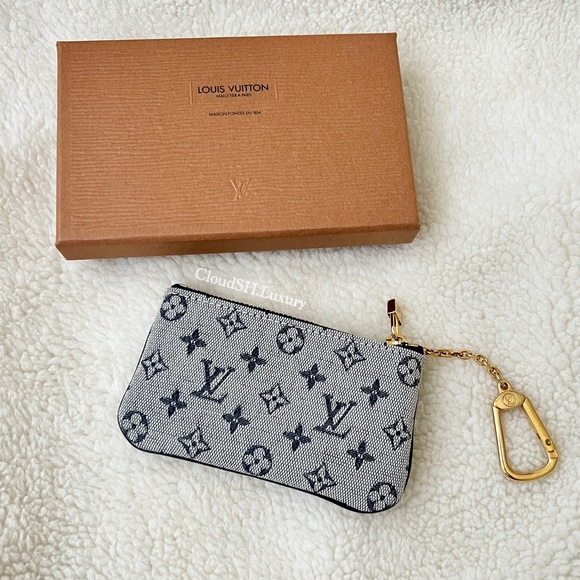 Auth Louis Vuitton Vintage Denim Key Pouch - Unused - Picture 2 of 7